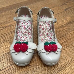 Charming Cream Heels with Red Accents